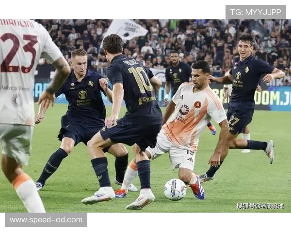 尤文图斯边路威胁不足，依赖中路推进现象明显，球队进攻多样性稳定性面临考验